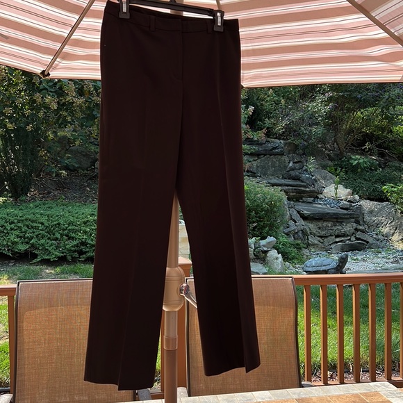 Excellent condition Jones New York Signature size 4 Brown Dress Pants. - Picture 5 of 13